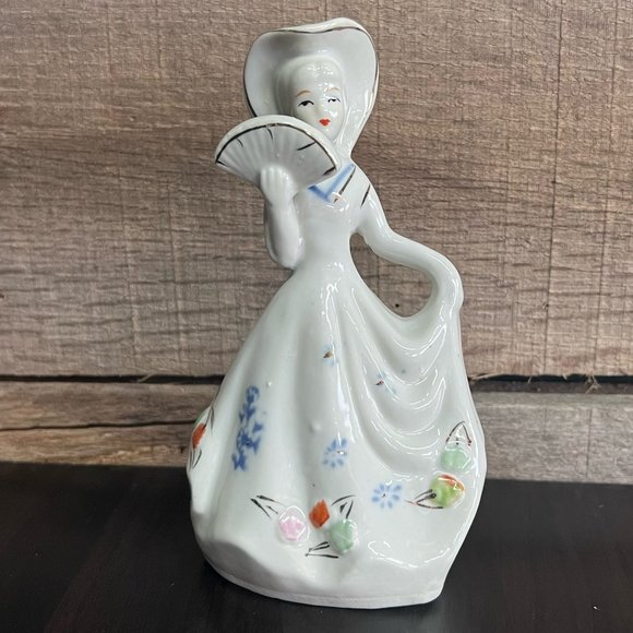 Southern Belle Porcelain Figurine Holding a Fan Raised Flower Detail on Dress - Picture 1 of 12